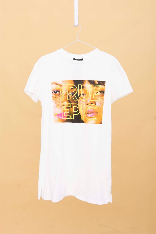 Remera Bershka T: s