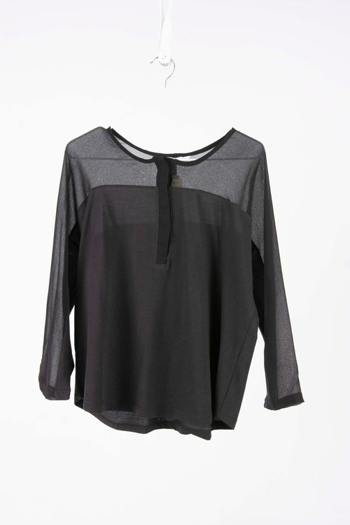 Remera Awada T: 1