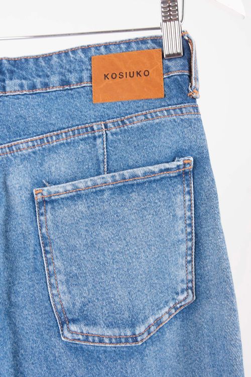 Jean Kosiuko T: M
