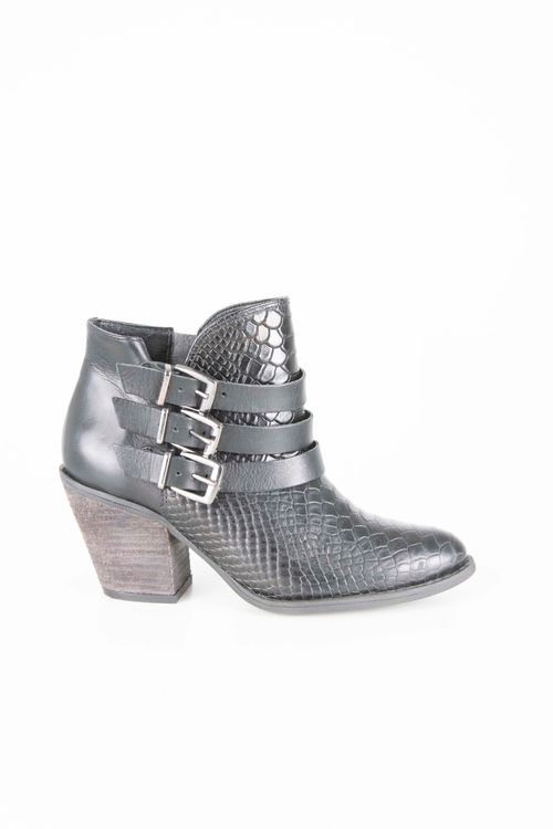 Bota a pie T: 37