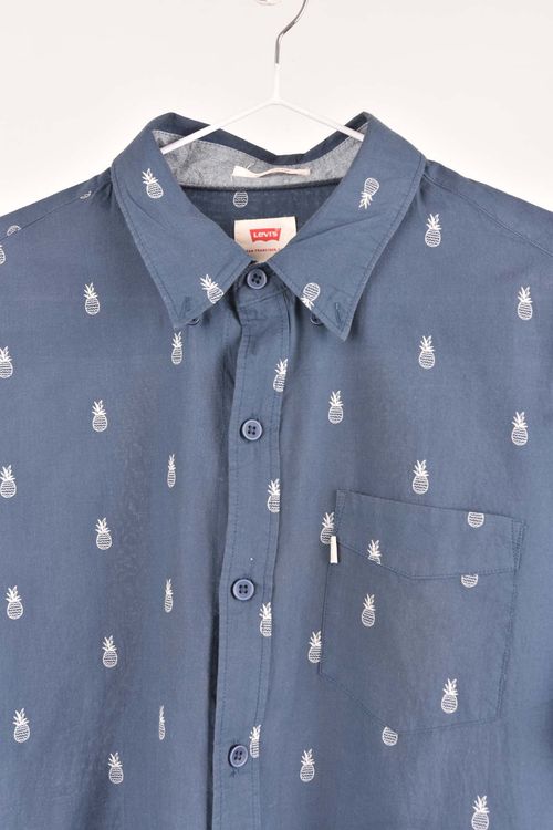 Camisa levis T: Small