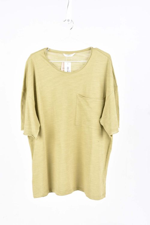 Remera Awada T: 2