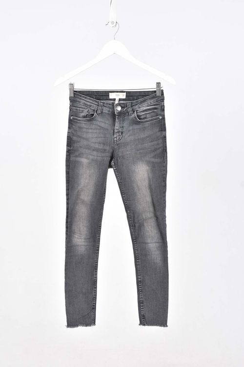 Jean Mango T: 34