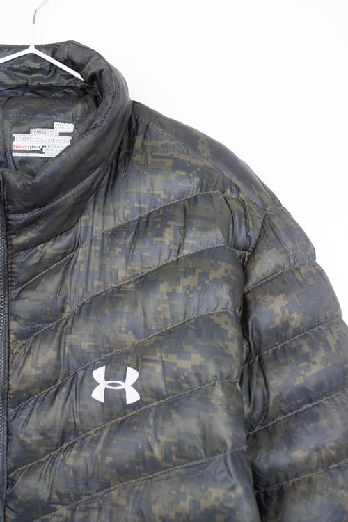 Campera Deportiva under armour T: XLarge