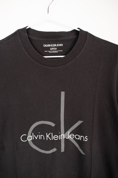 Remera calvin klein T: Small