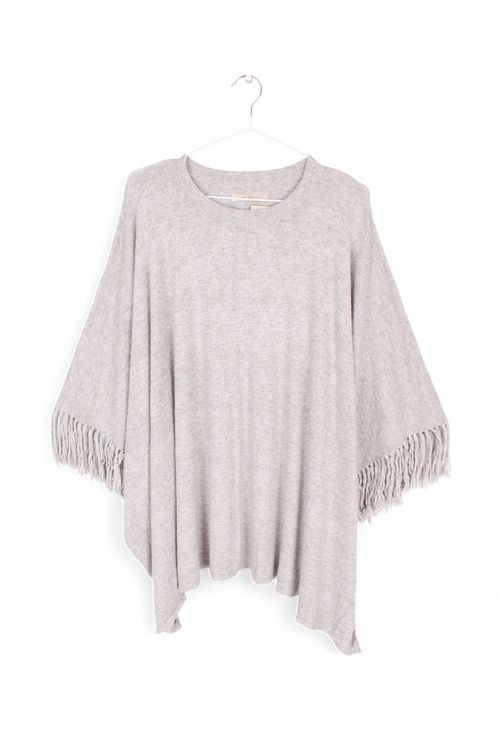 Poncho Millie T: Medium