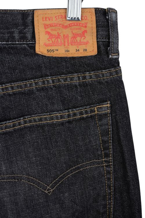 Jean Levi's T: 44