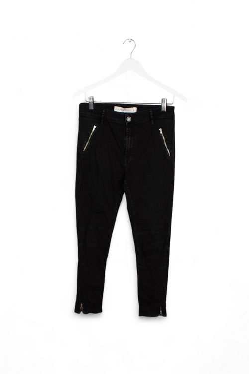 Jean Kosiuko T: 36