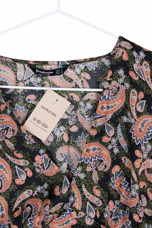 Blusa Stradivarius T: Medium
