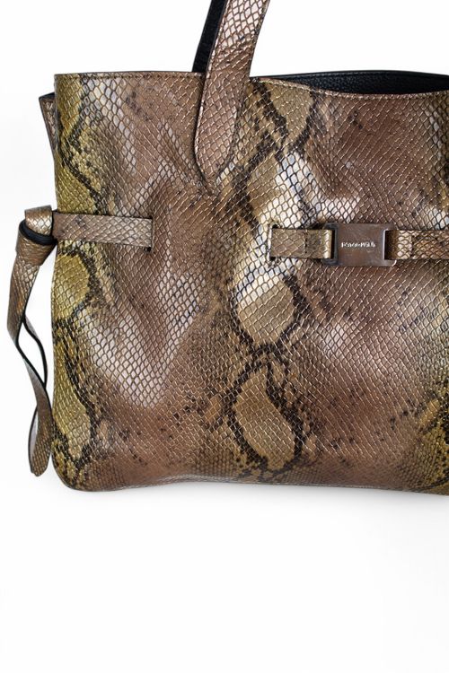 Cartera chica de cuero Peter Kent T: Large