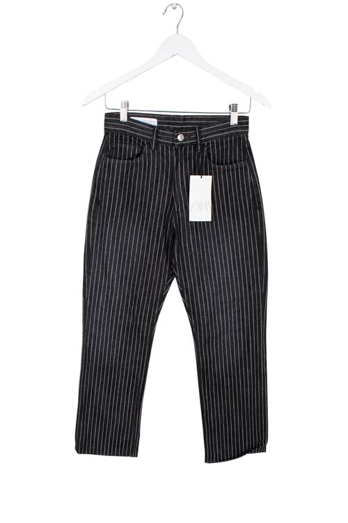 Jean Zara T: 34