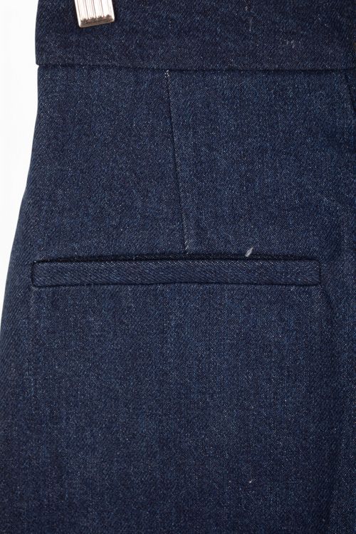 Jean Zara T: 32