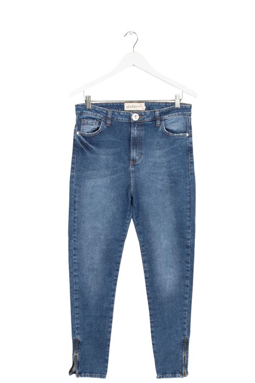 Jean Ginebra T: 40