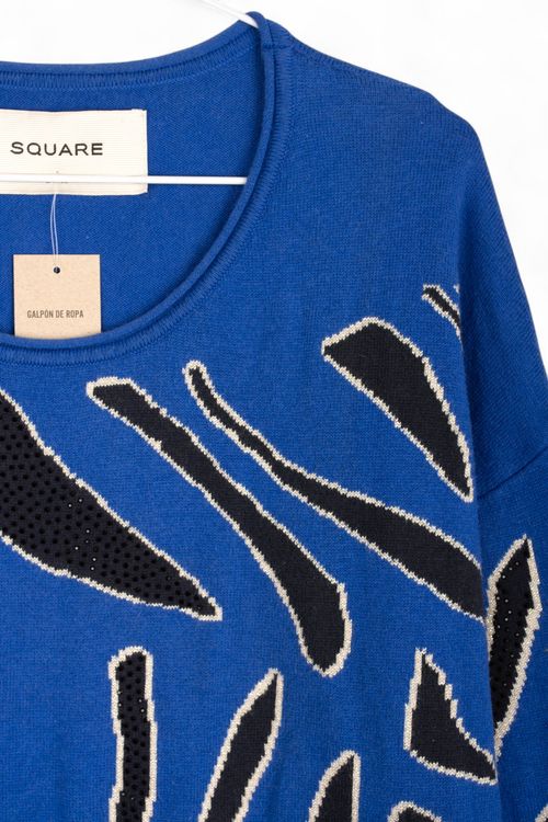 Sweater Square T: Large