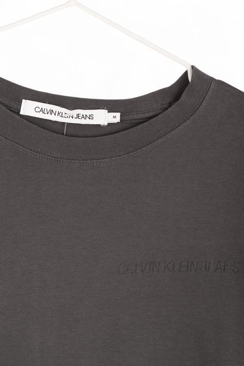 Remera Calvin Klein T: Medium