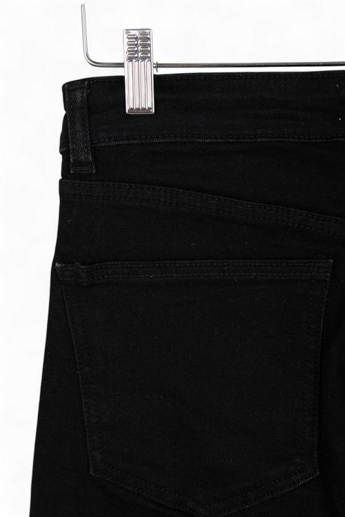 Jean Zara T: 40