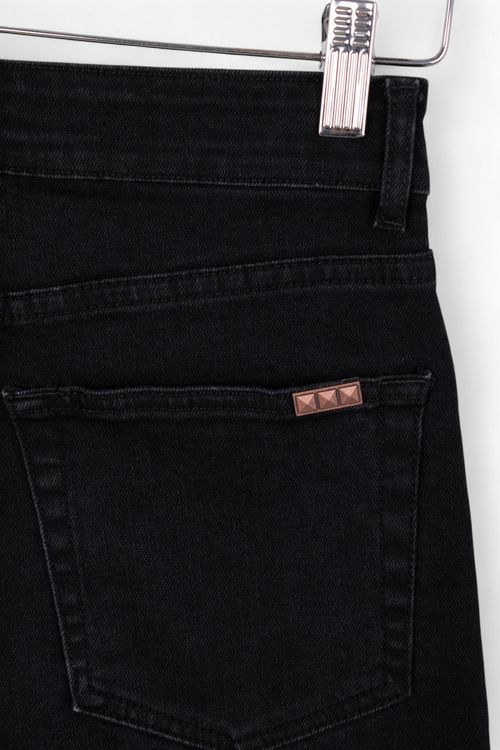 Jean Complot T: 32