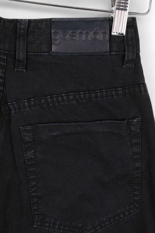 Jean Gusman T: 38