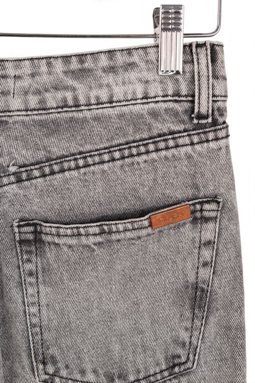 Jean Clara T: 40