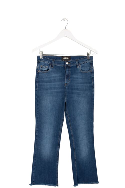 Jean Mishka T: 38