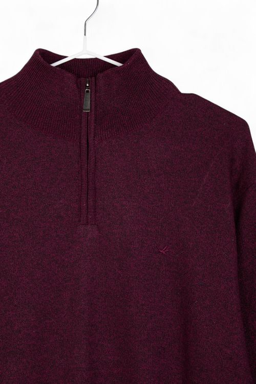 Sweater MARCA INTERNACIONAL