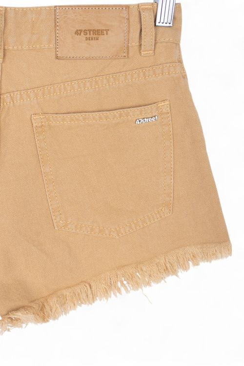 Short 47 Street T: 34