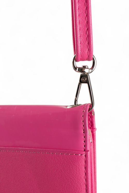 Sobre Lazaro T: Small