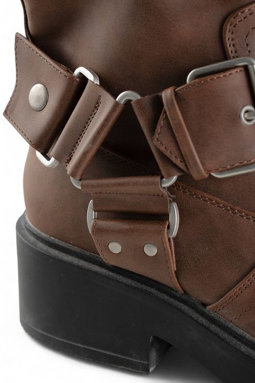 Borcegos Asos T: 35