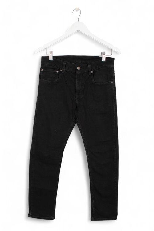 Jean Levi's T: 38