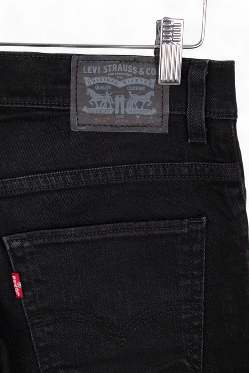 Jean Levi's T: 38