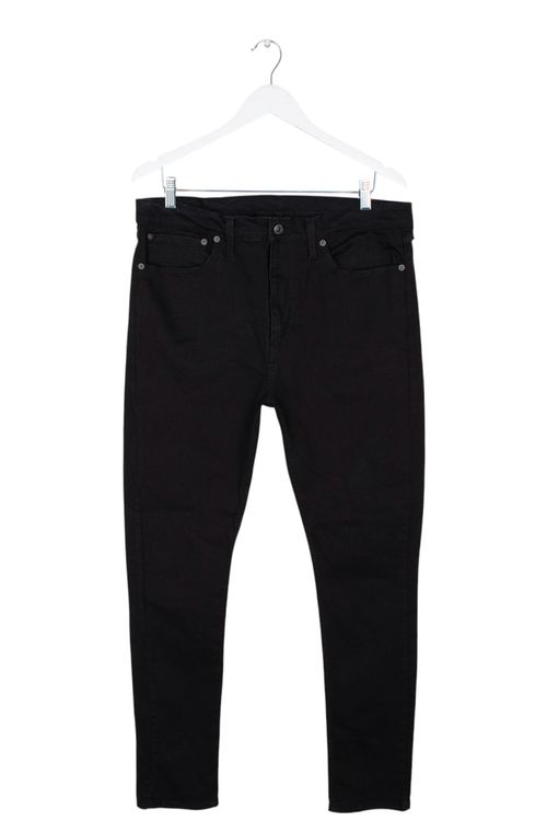 Jean Levi's T: 46