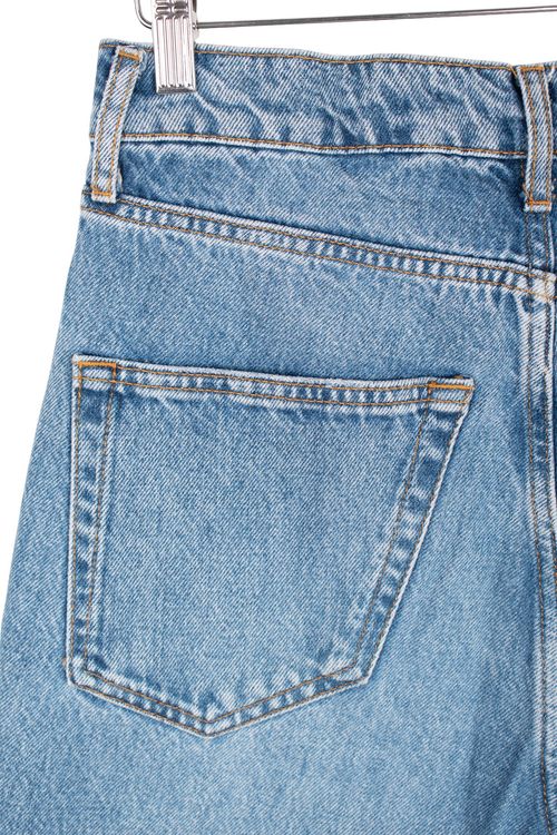 Jean Zara T: 34