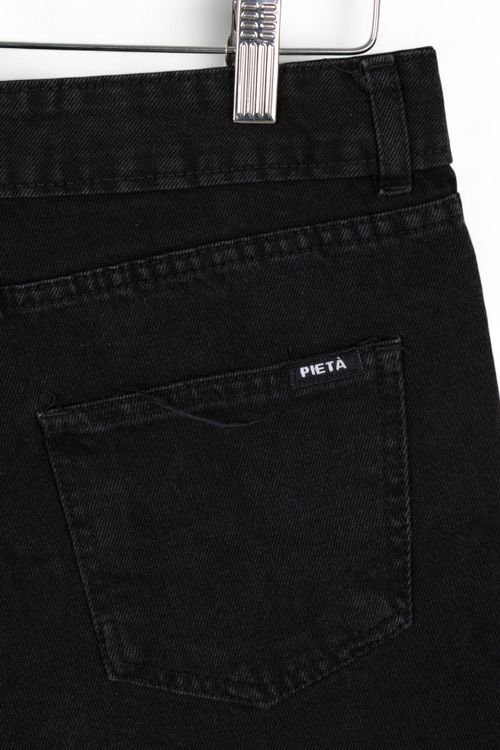 Short Pieta T: 42