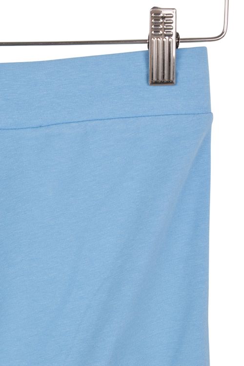Short Divided T: Small
