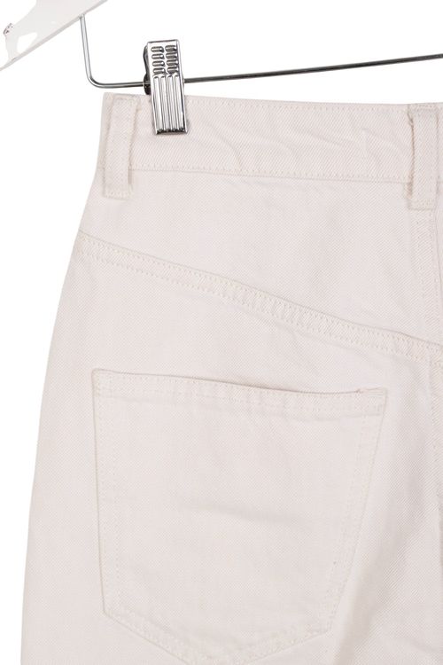 Jean Zara T: 34