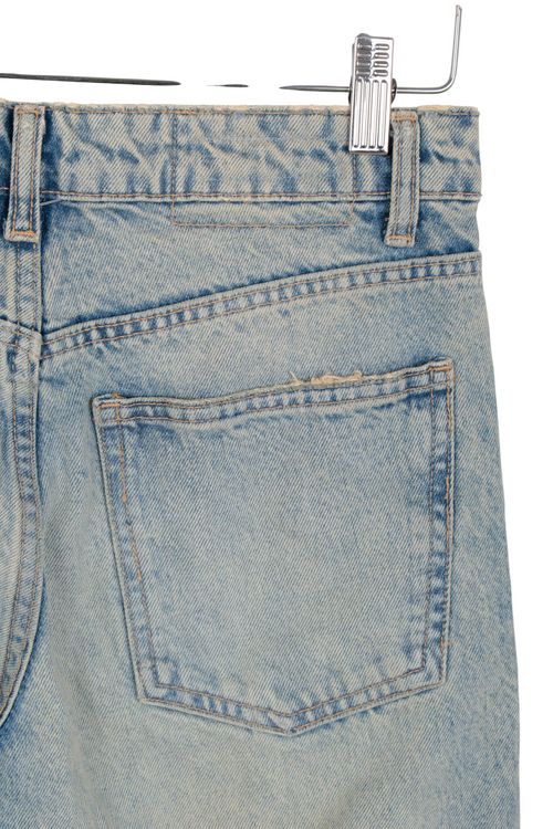 Jean Zara T: 34