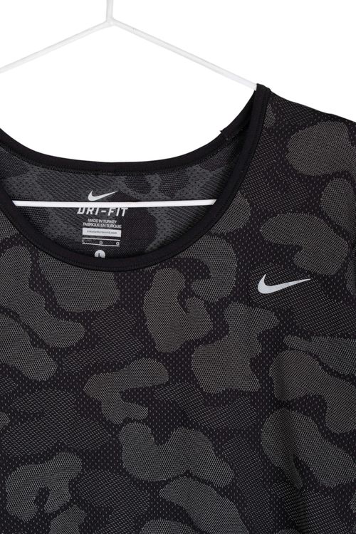 Remera Deportiva Nike T: Large