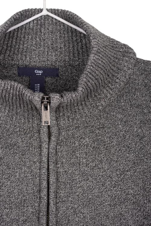 Sweater Gap T: Medium