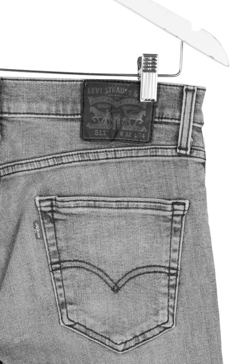 Jean Levi's T: 42