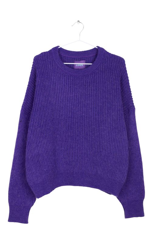 Sweater Ay Not Dead T: Large