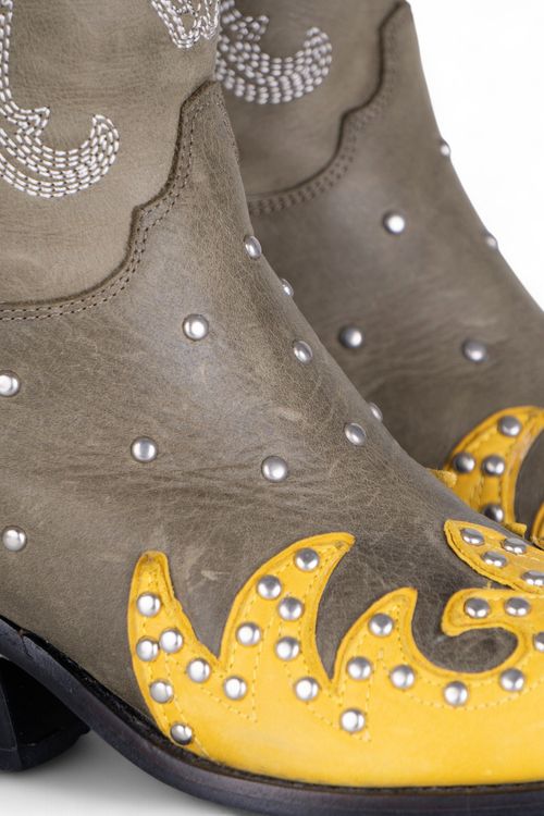 Botas Kosiuko T: 37