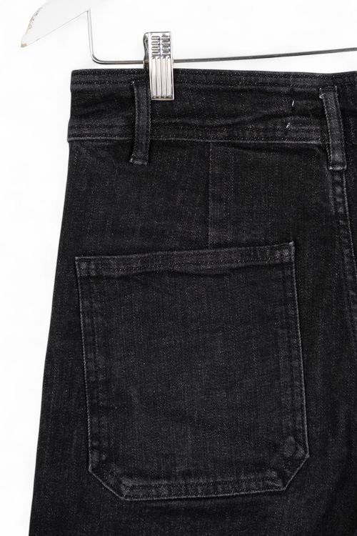 Jean Zara T: 40