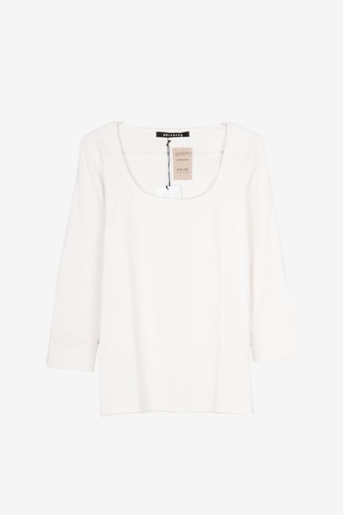Remera Akiabara