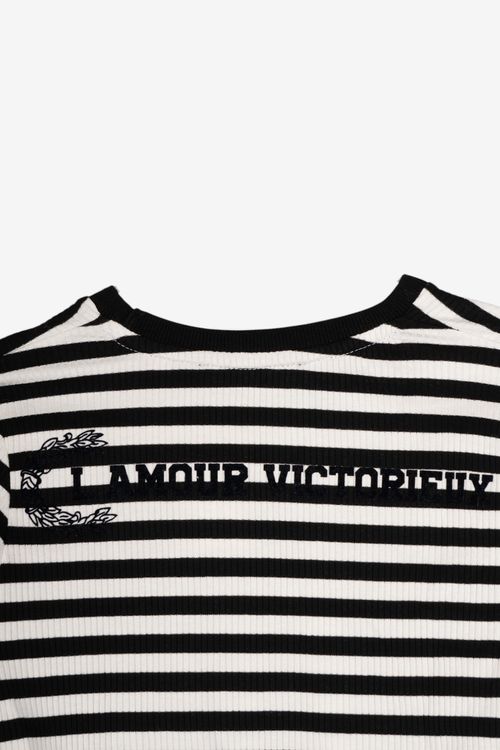 Remera Jazmin Chebar