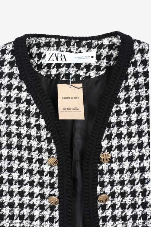 Saco liviano Zara