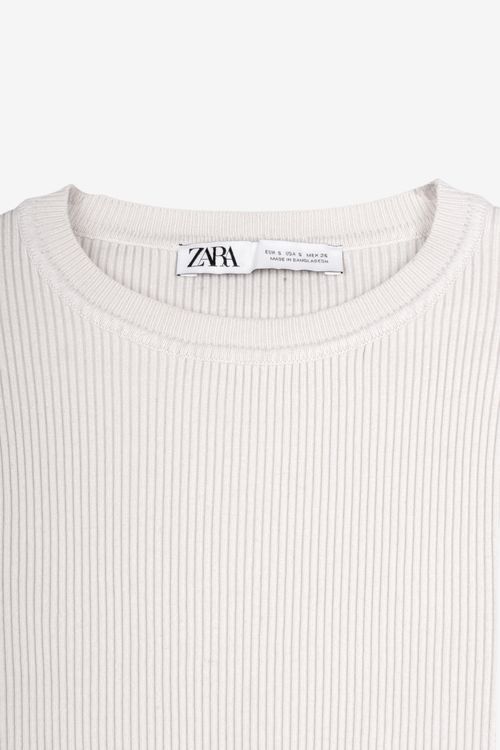 Remera Zara