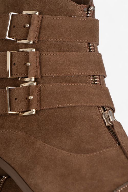 Botas Stradivarius