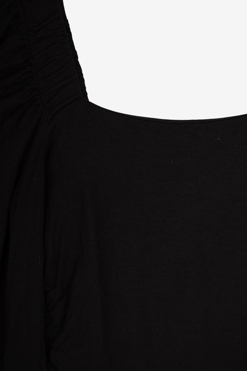 Remera Markova